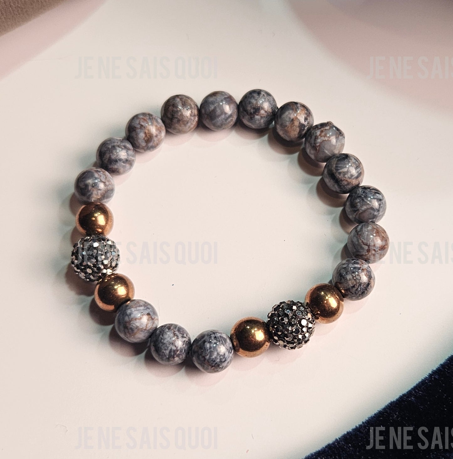 Signature Collection Gray Magnetite I